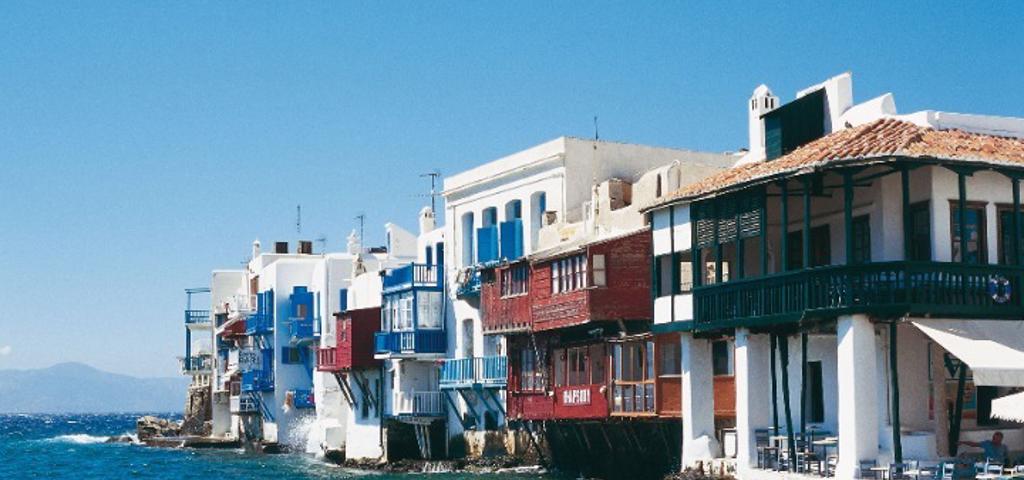 Εισαγγελική έρευνα για τις οικοδομικές αυθαιρεσίες στη Μύκονο Εισαγγελική έρευνα για τις οικοδομικές αυθαιρεσίες στη Μύκονο